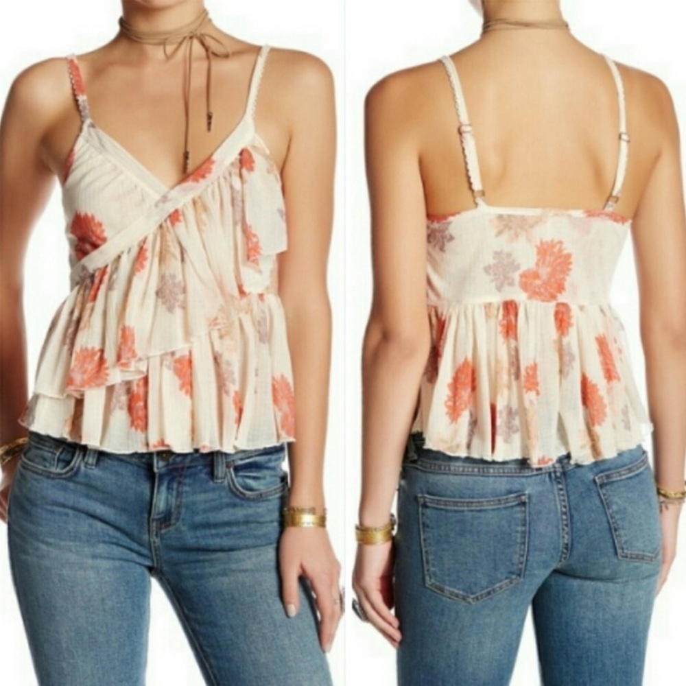Floral Ruffle Tank - Picture 2 of 8